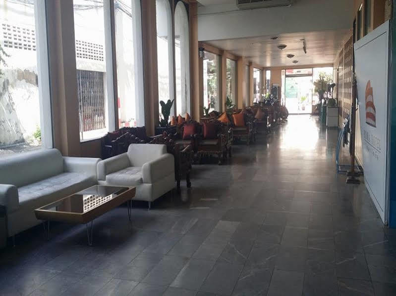Roma Hotel Khon Kaen Bagian luar foto